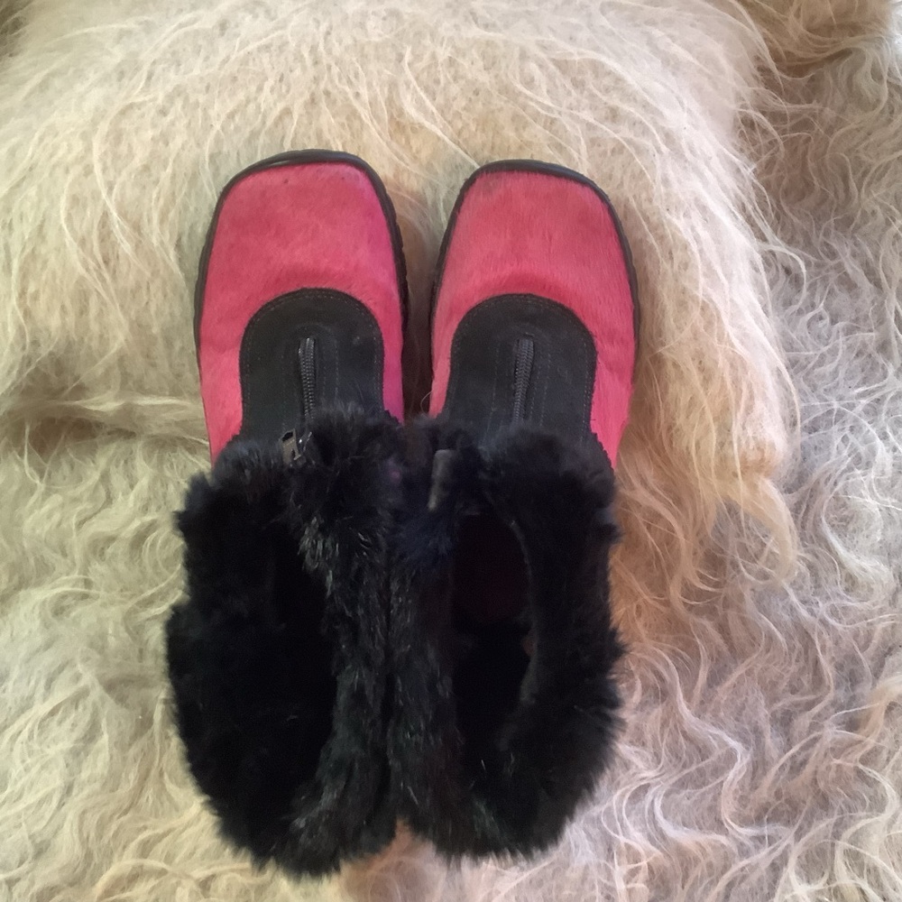 Pajar Fur Boots - Picture 3 of 9